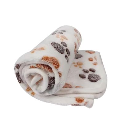 couverture-chien-polaire-motif-pattes-couleur-blanc